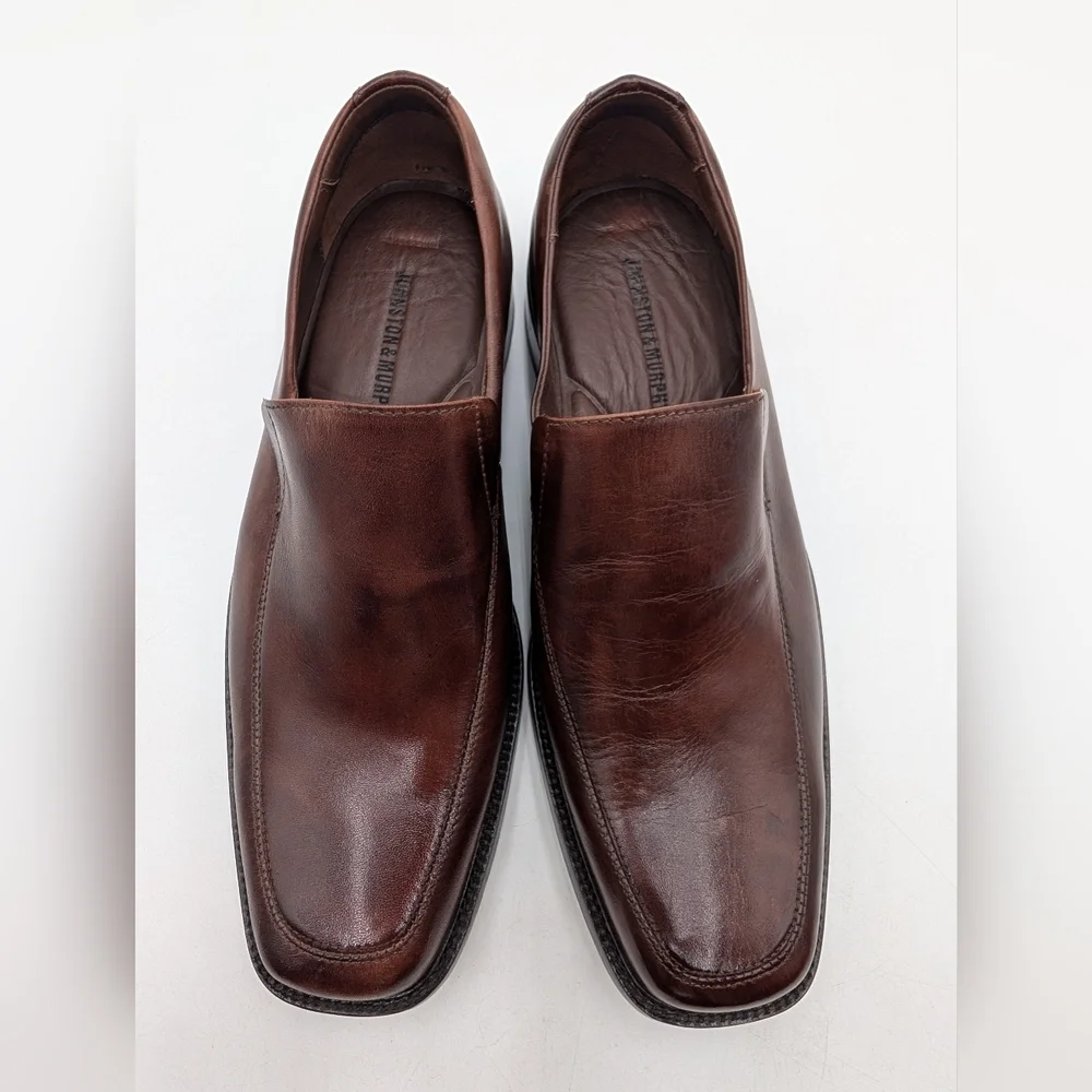 Johnston & Murphy Size 10.5M Classic Brown Genuine Leather Loafers Elastic Gore
